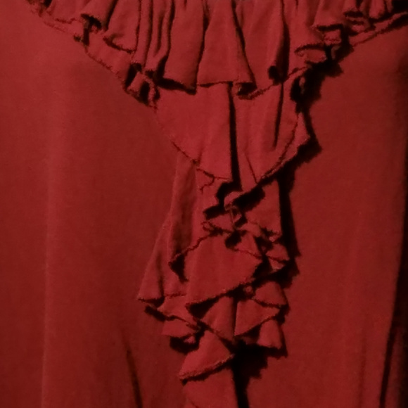 🌞2XL Maroon Ruffled Tank - Picture 2 of 4
